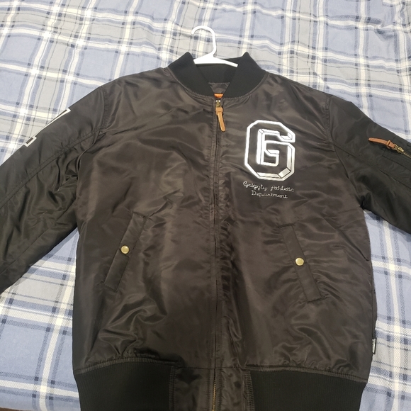 SIZE L Black Grizzly Jacket - Picture 1 of 2